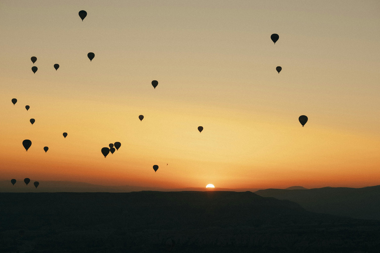 Let Them Go, Beautifully 11 Soft-Power Quotes That Whisper ‘Goodbye’ Without Breaking You
