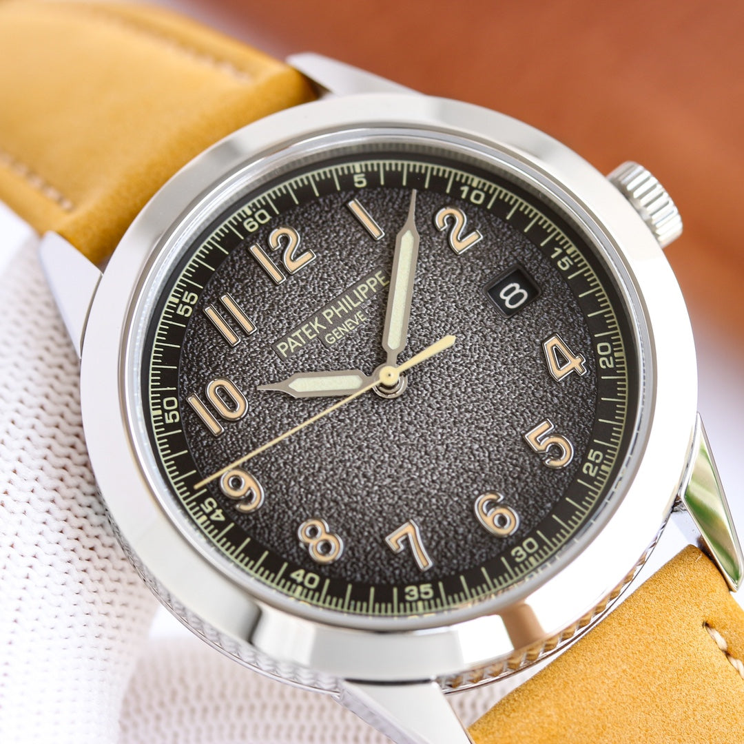 CALATRAVA 5226G-001 SILVER CASE BLACK DIAL