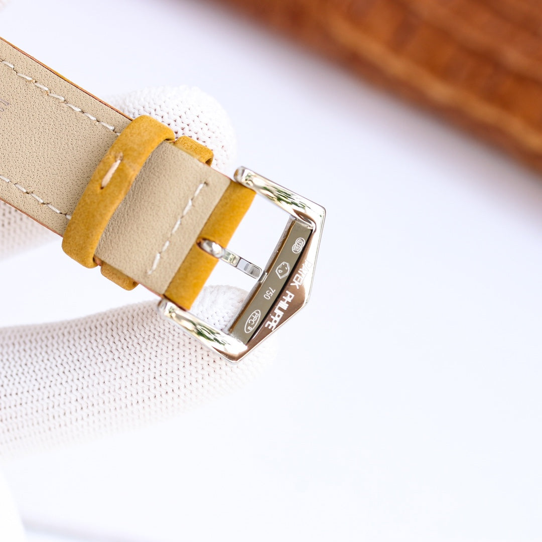 CALATRAVA 5226G-001 SILVER CASE BLACK DIAL