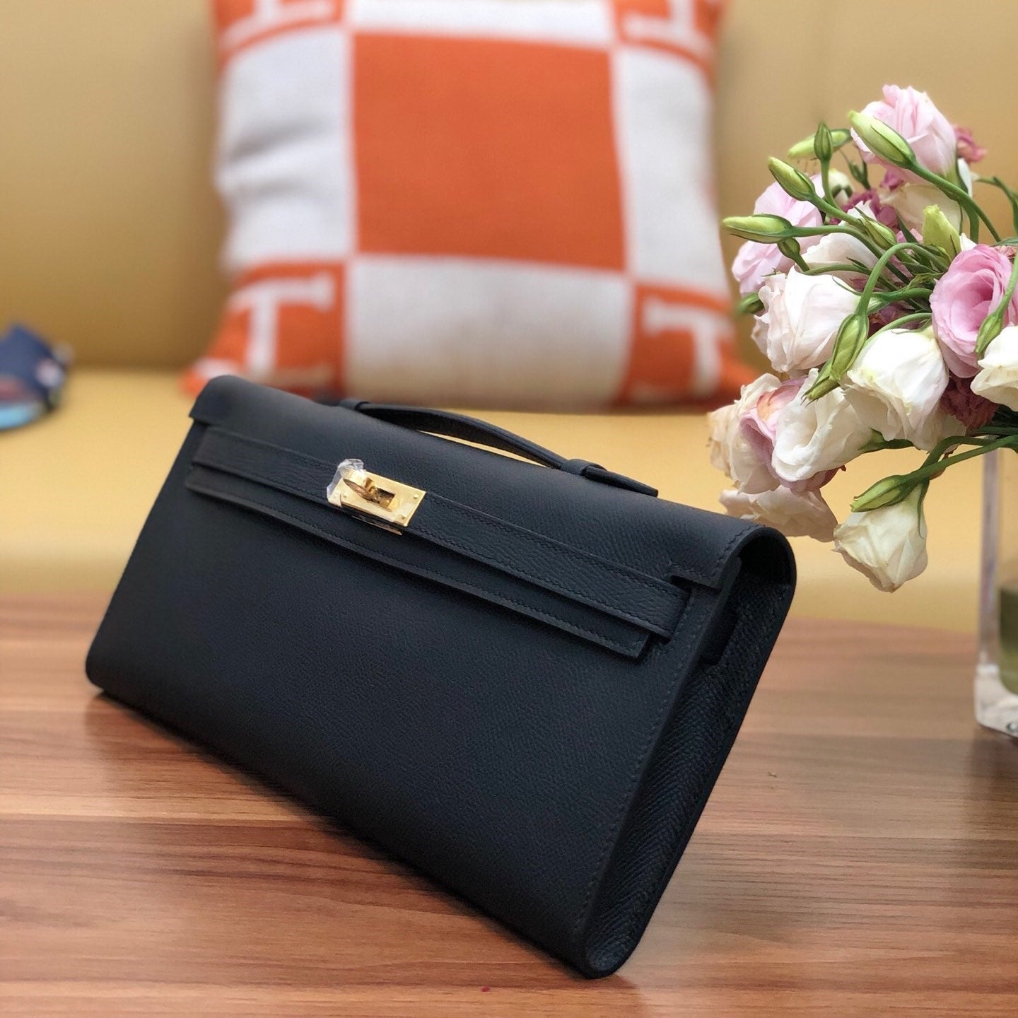 HM Kelly Cut 31cm Black Swift Leather Ghw Gold Hardware