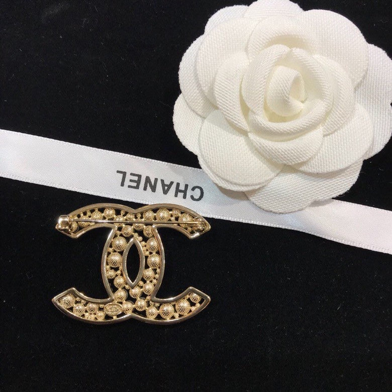 CC Brooch 156080