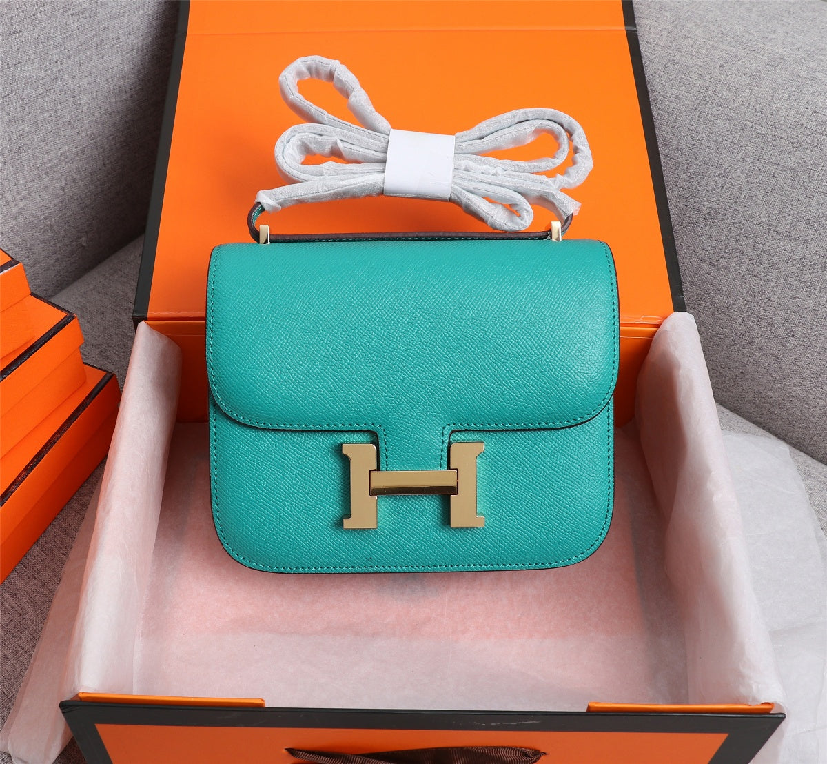 HM CONSTANCE BAG 18 TURQUOISE EPSOM GOLD HARDWARE