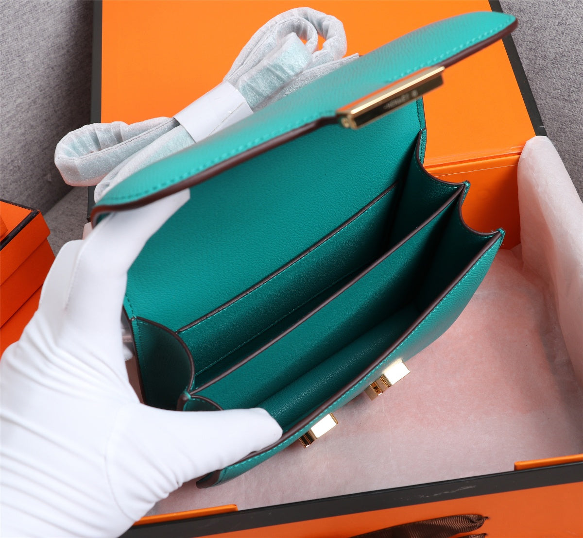 HM CONSTANCE BAG 18 TURQUOISE EPSOM GOLD HARDWARE