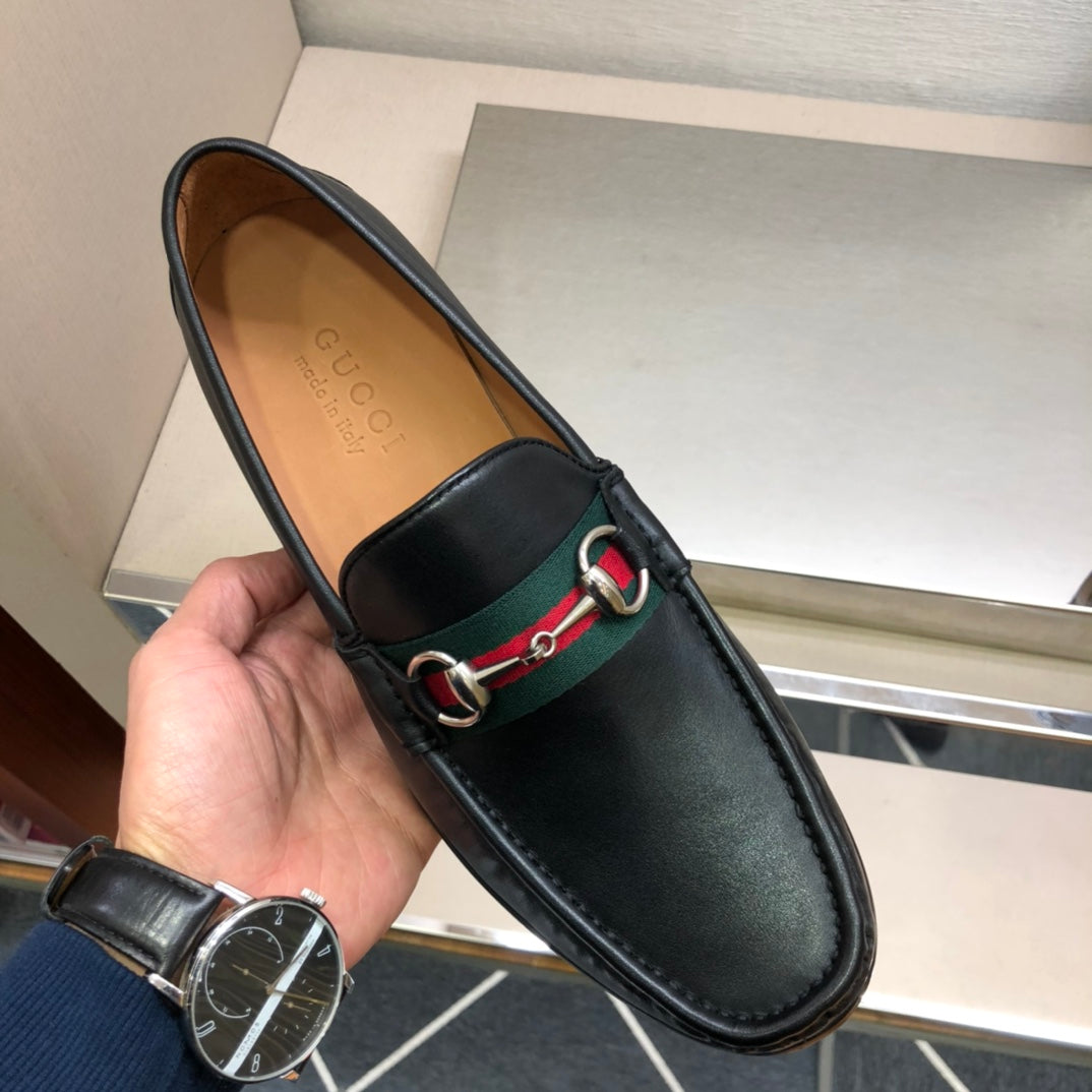 GG Men's Horsebit Loafer Black Calfskin 525092