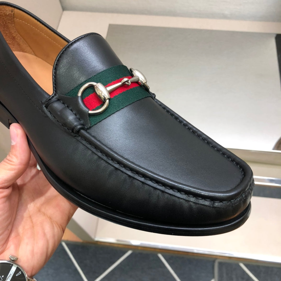 GG Men's Horsebit Loafer Black Calfskin 525092