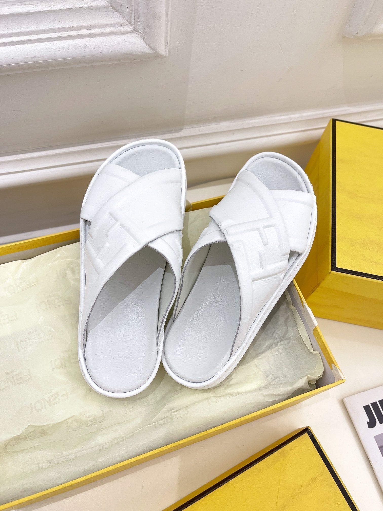 FENDI CROSSOVER SLIPPER IN WHITE CALFSKIN