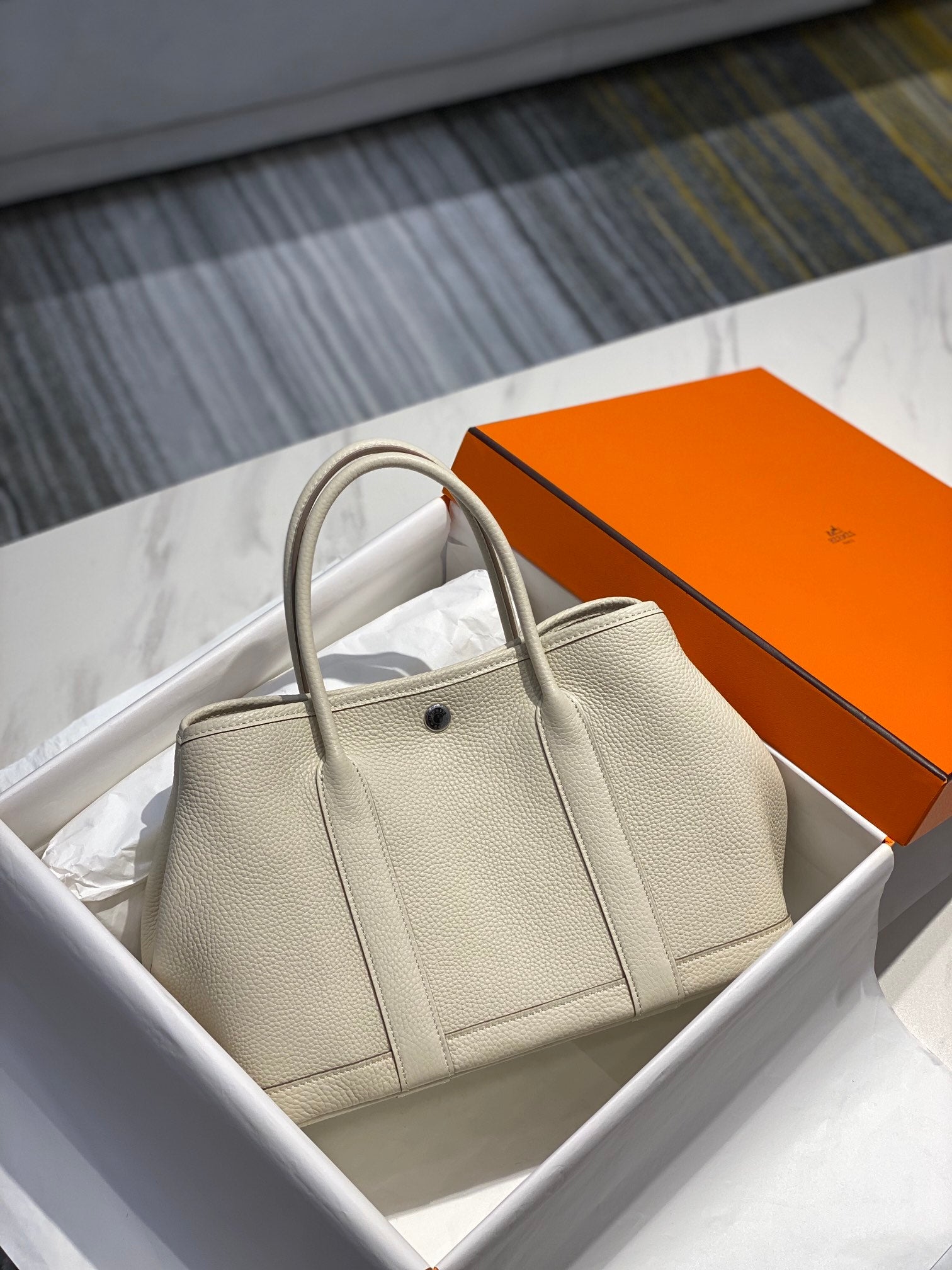 HM GARDEN PARTY 30 WHITE CALFSKIN