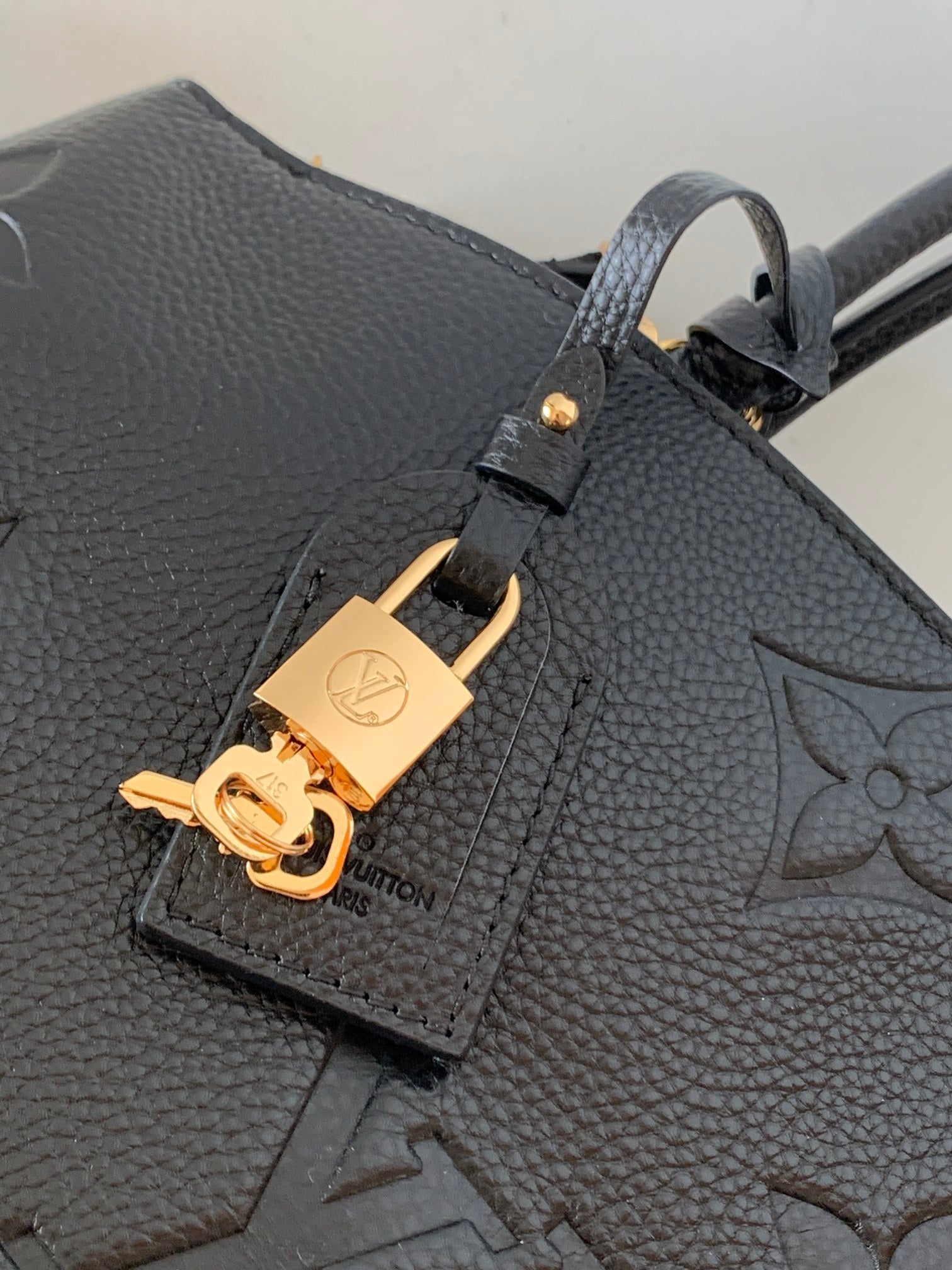 LV Petit Palais Bag Black Cowhide 241137