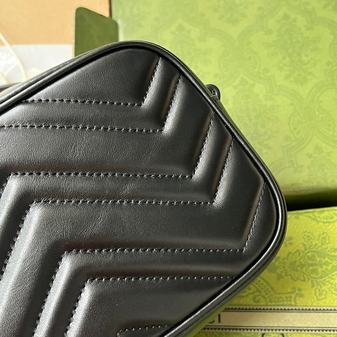 gg marmont mini 18cm zip top all black calfskin