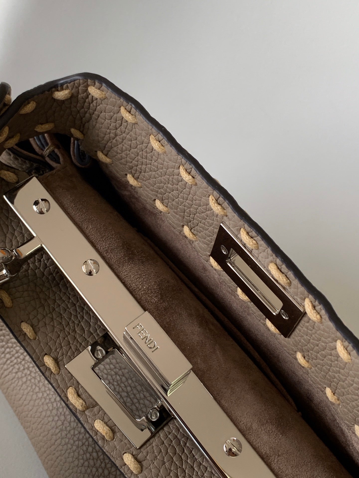 Peekaboo Mini Selleria Bag 23cm brown leather shw with 220 hand-sewn stitches