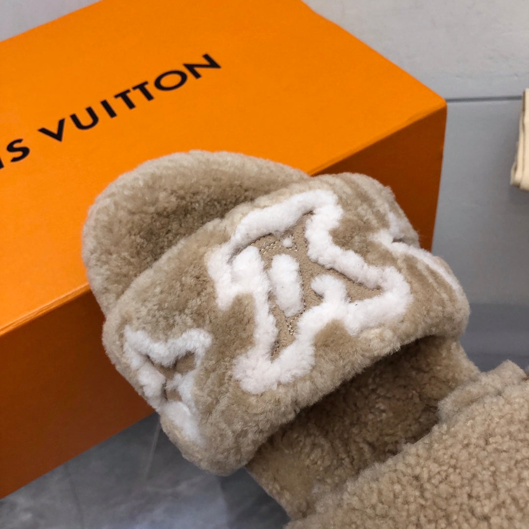 LV Paseo Flat Comfort Mule Light Brown Wool