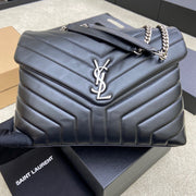LOULOU MEDIUM 32 BLACK  QUILTED LEATHER SILVER HARDWARE