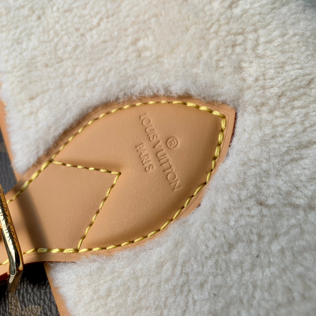 diane 24 brown monogram canvas white fleece