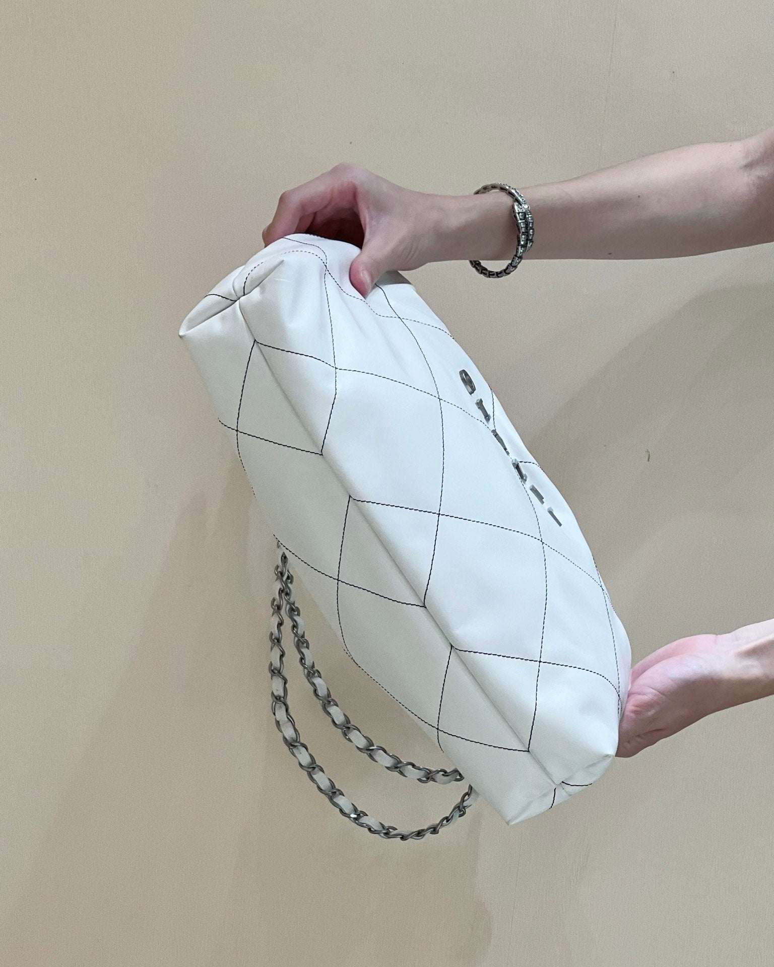 CC 22 Hobo White Black Calfskin Silver Hardware