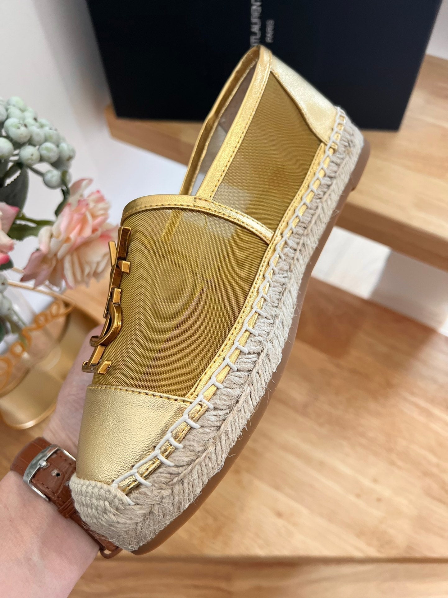 SL YVES LOGO SLIP ON METALLIC GOLD CALFSKIN AND MESH