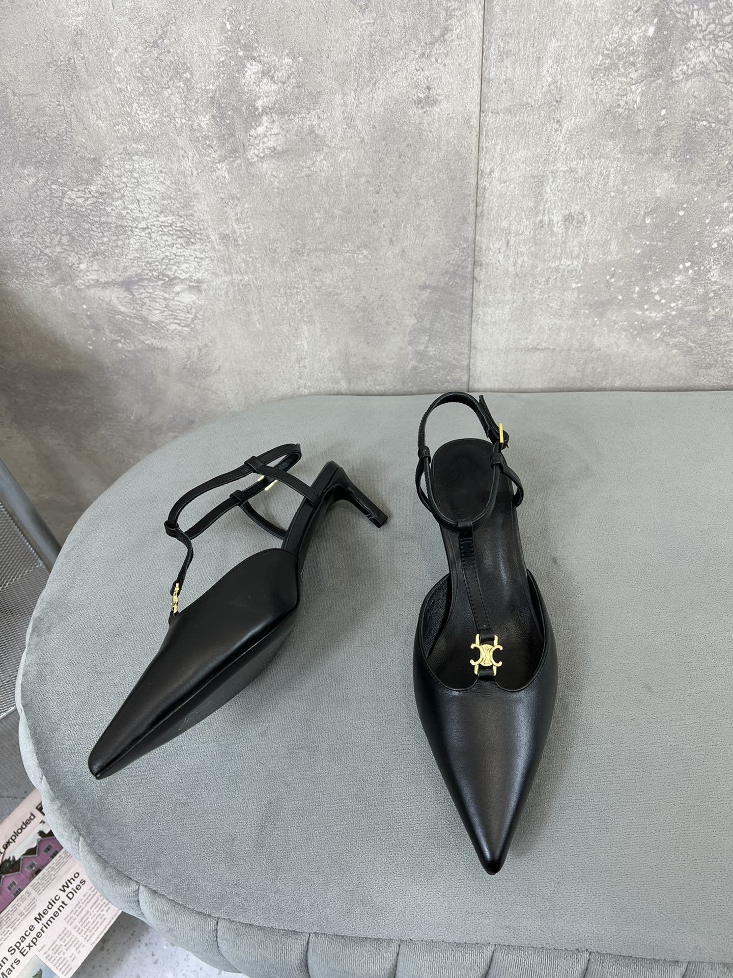cl kitten t-bar 45 black calfskin