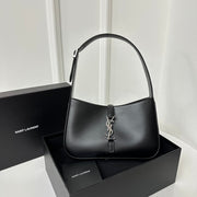 Le 5 a 7 24 Black Lambskin Shw