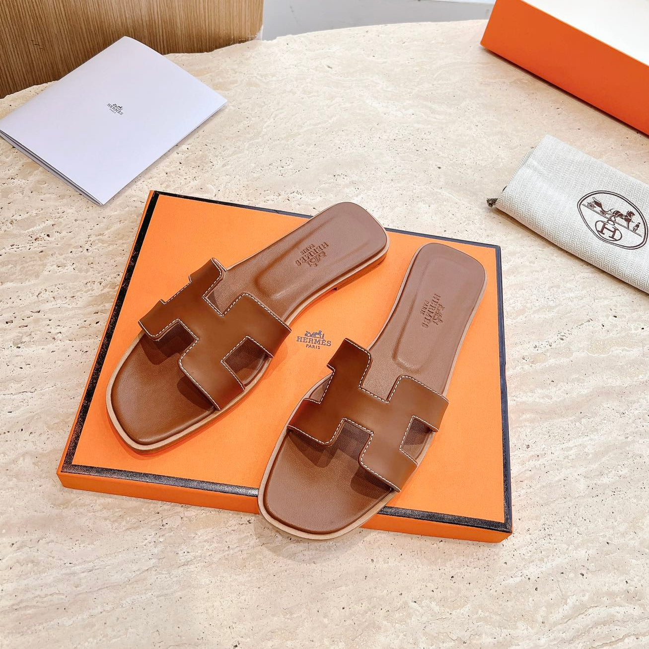 HM 25 Oran Sandal Brown Calfskin