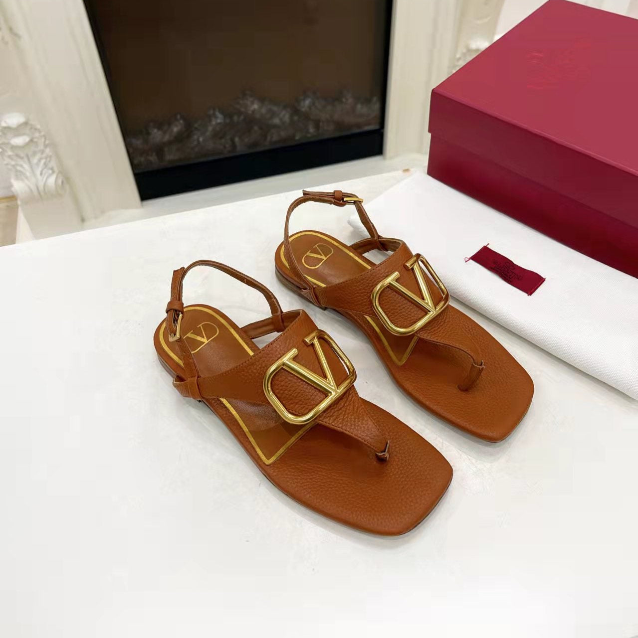 Valentino 25C Thong Sandal Ginger Orange Sheepskin  239509