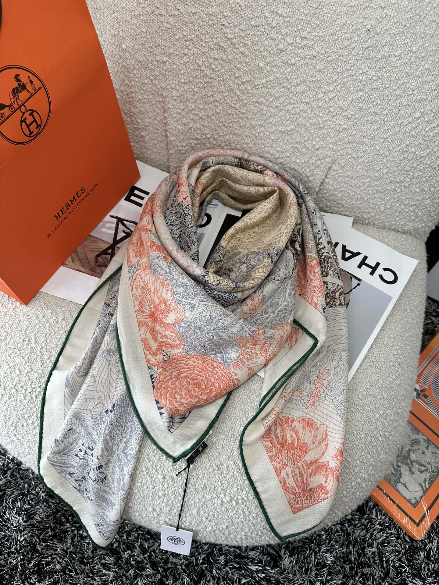 Retourala Nature Hermes Scarf 140 CM White Pink Colorful Silk