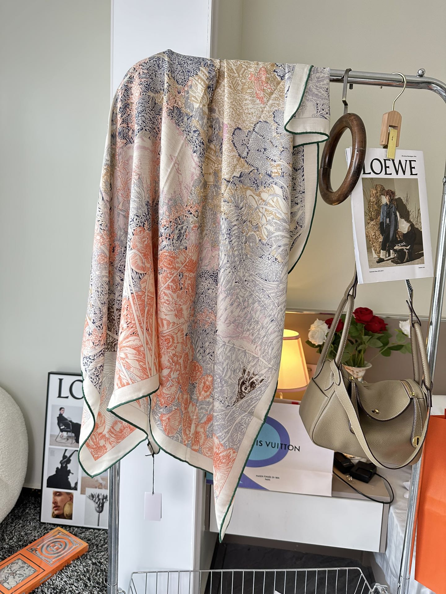 Retourala Nature Hermes Scarf 140 CM White Pink Colorful Silk