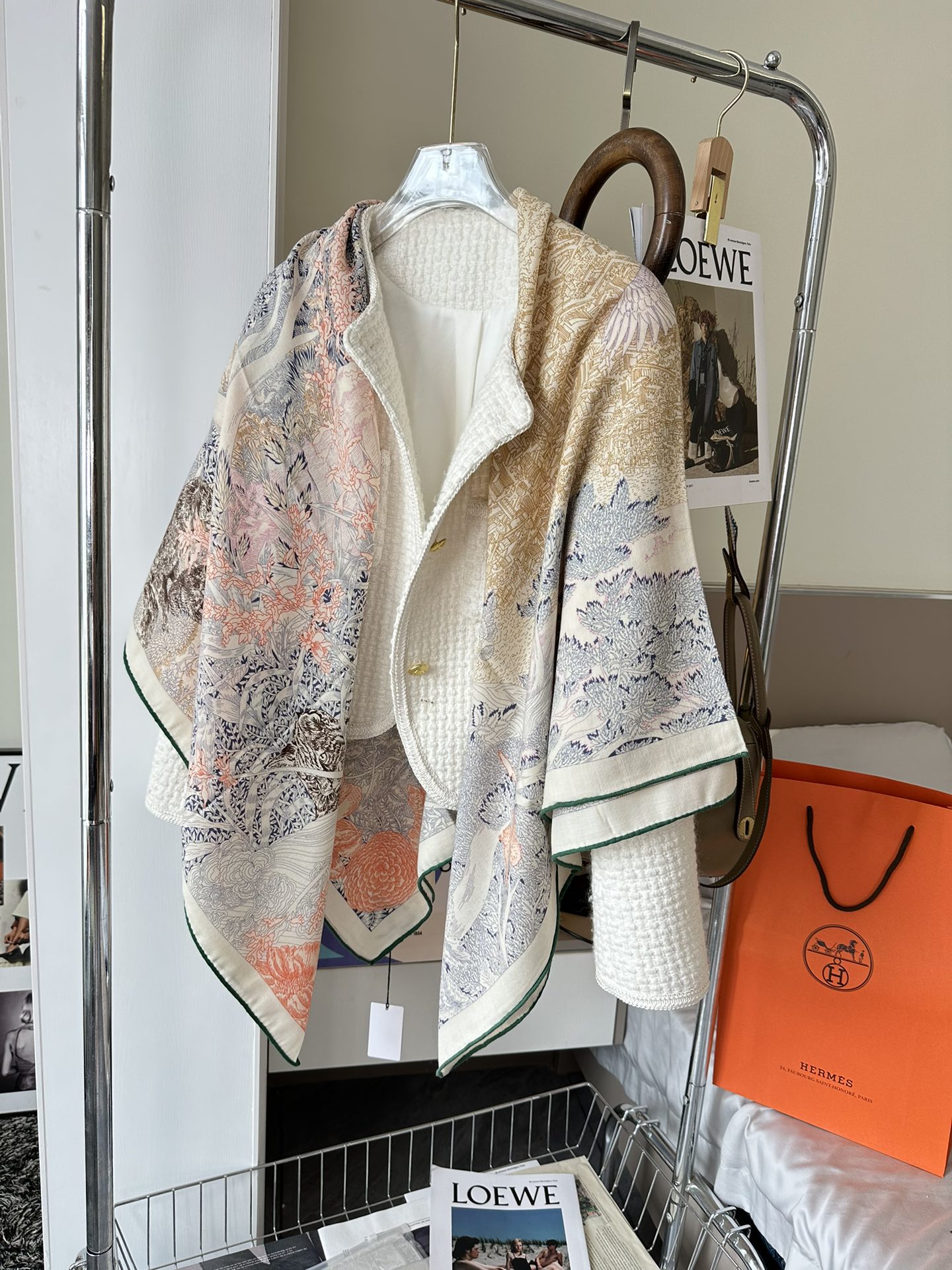 Retourala Nature Hermes Scarf 140 CM White Pink Colorful Silk