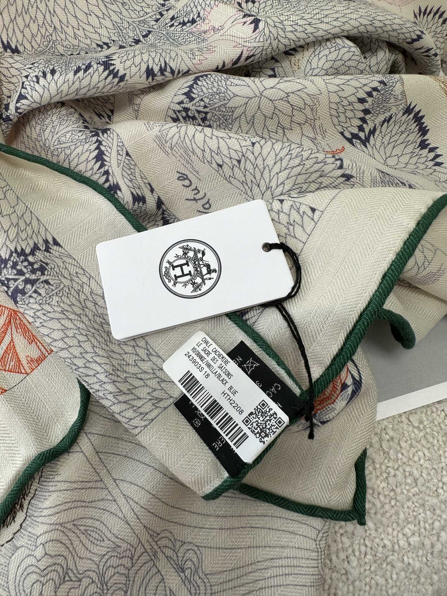 Retourala Nature Hermes Scarf 140 CM White Pink Colorful Silk