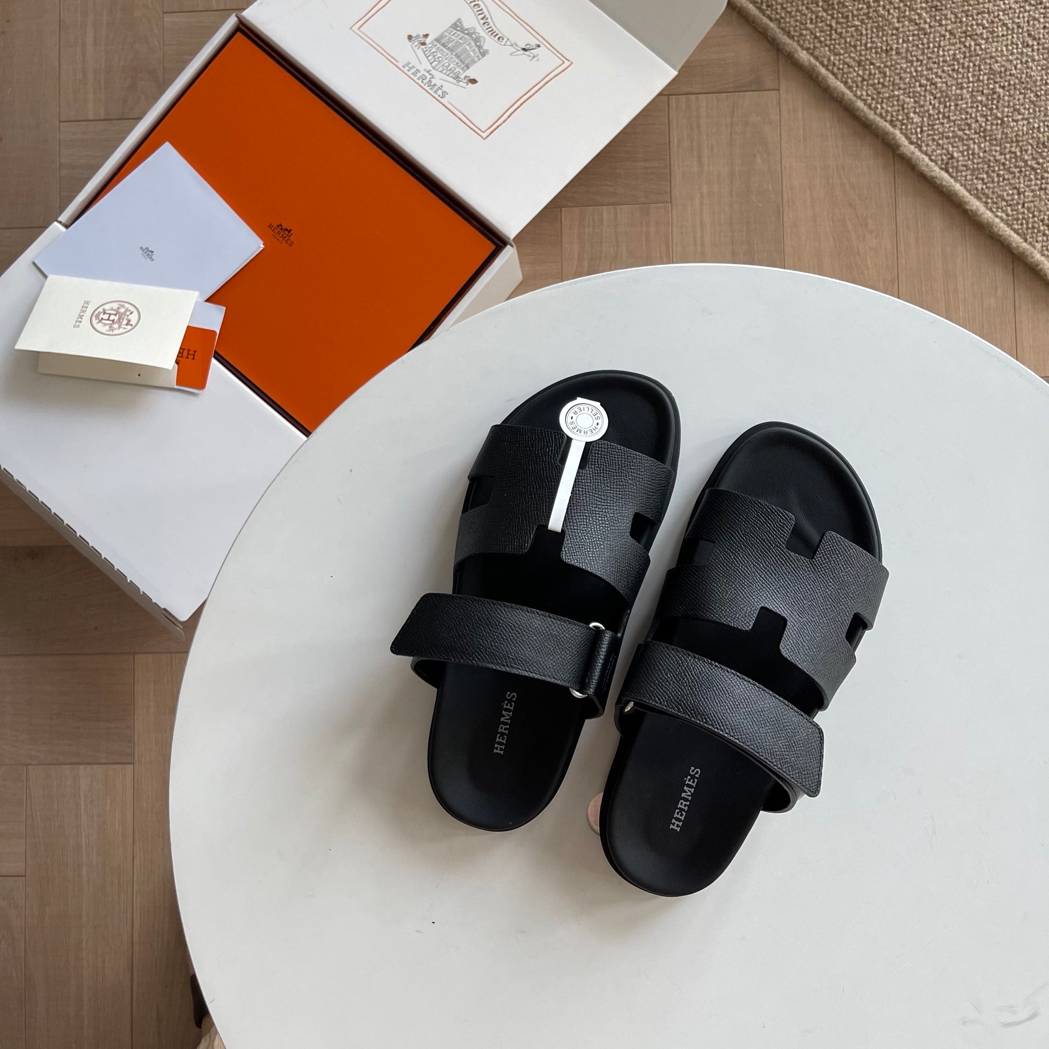 HM Men's Chypre Slide Black Calfskin 538596