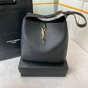 le 5a7 large 30cm black calfskin