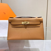 HM KELLY POCHETTE 22CM BROWN SWIFT GOLD HARDWARE