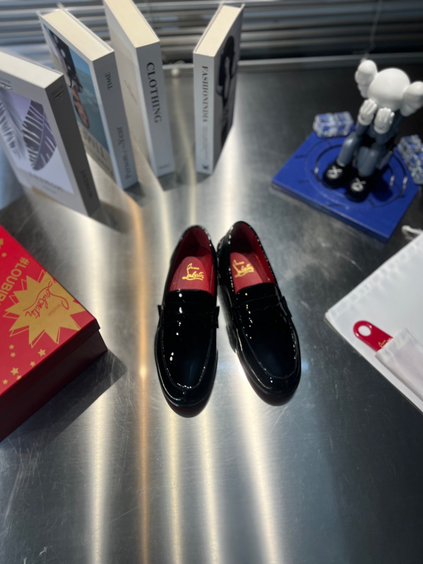 cl mocloon loafer black red patent calfskin