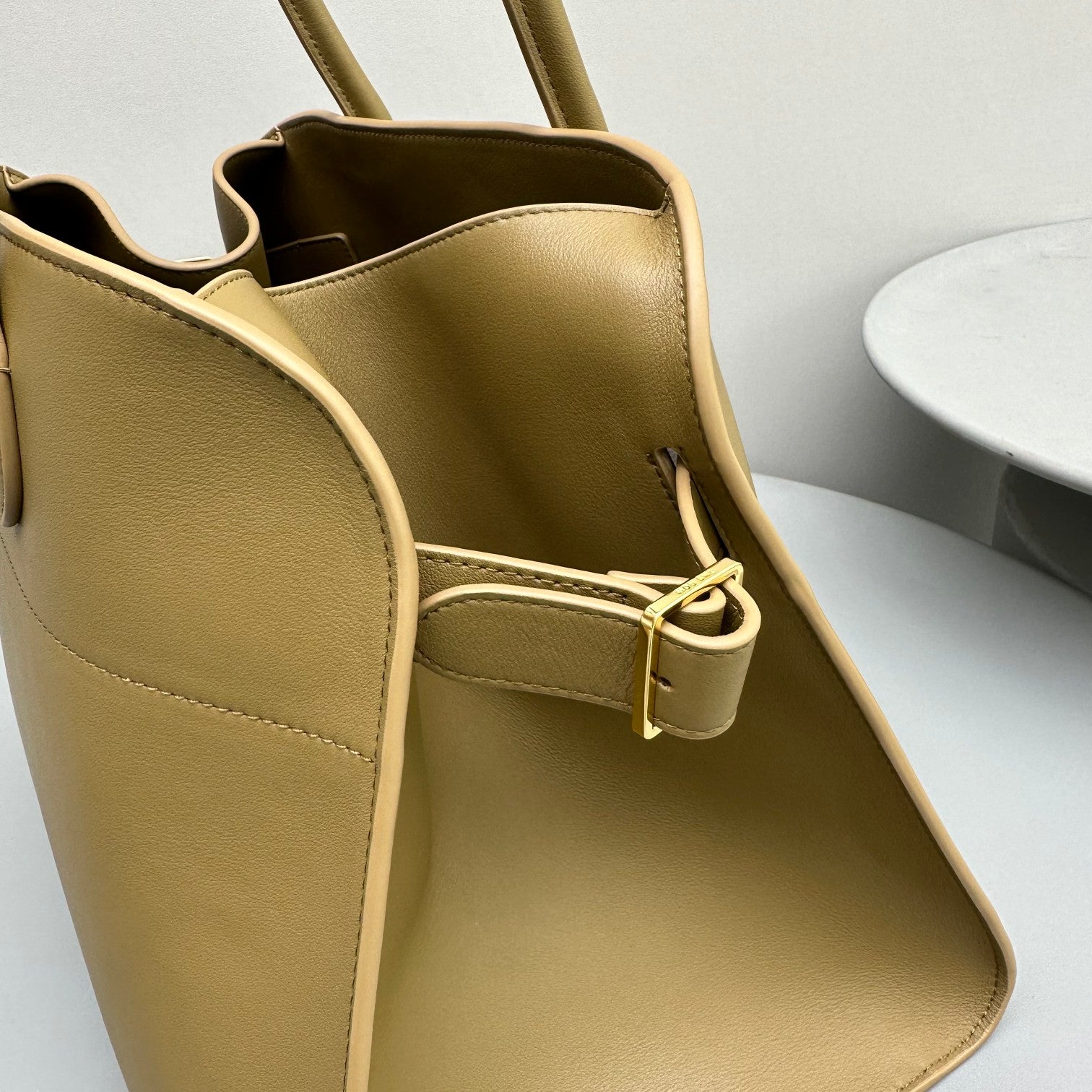 The Row Margaux 15 38cm Tote Bag In Smooth Calfskin