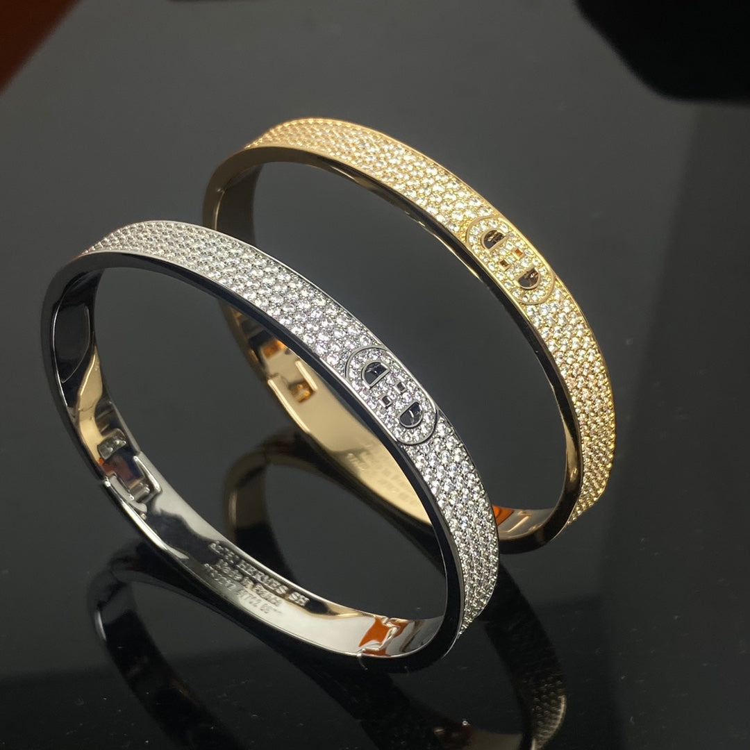 H Pig Nose Full Diamond Bracelet
