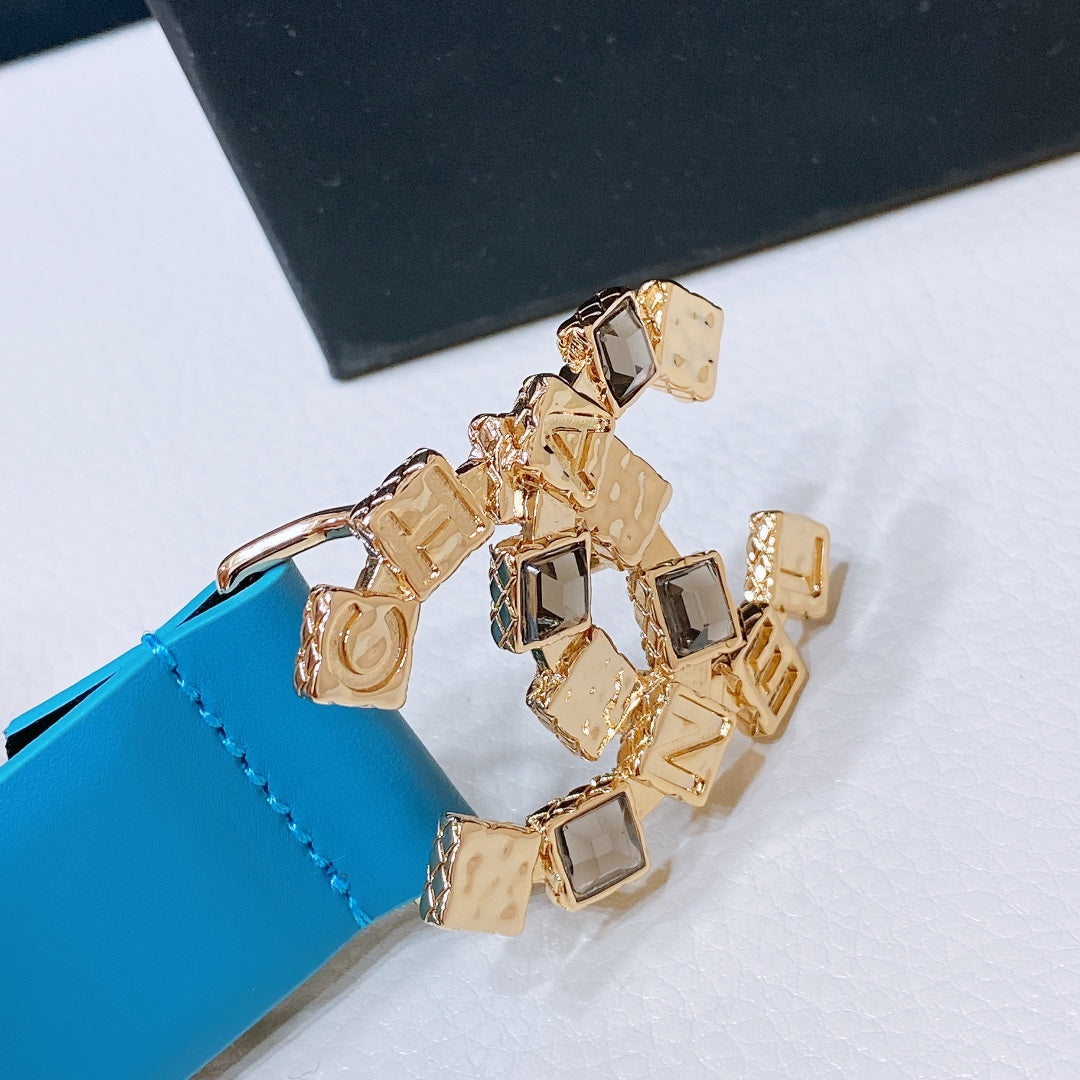 CHANEL BELT 3CM IN DODGER BLUE AND BLACK LAMBSKIN WITH CRYSTAL GOLD HARDWARE