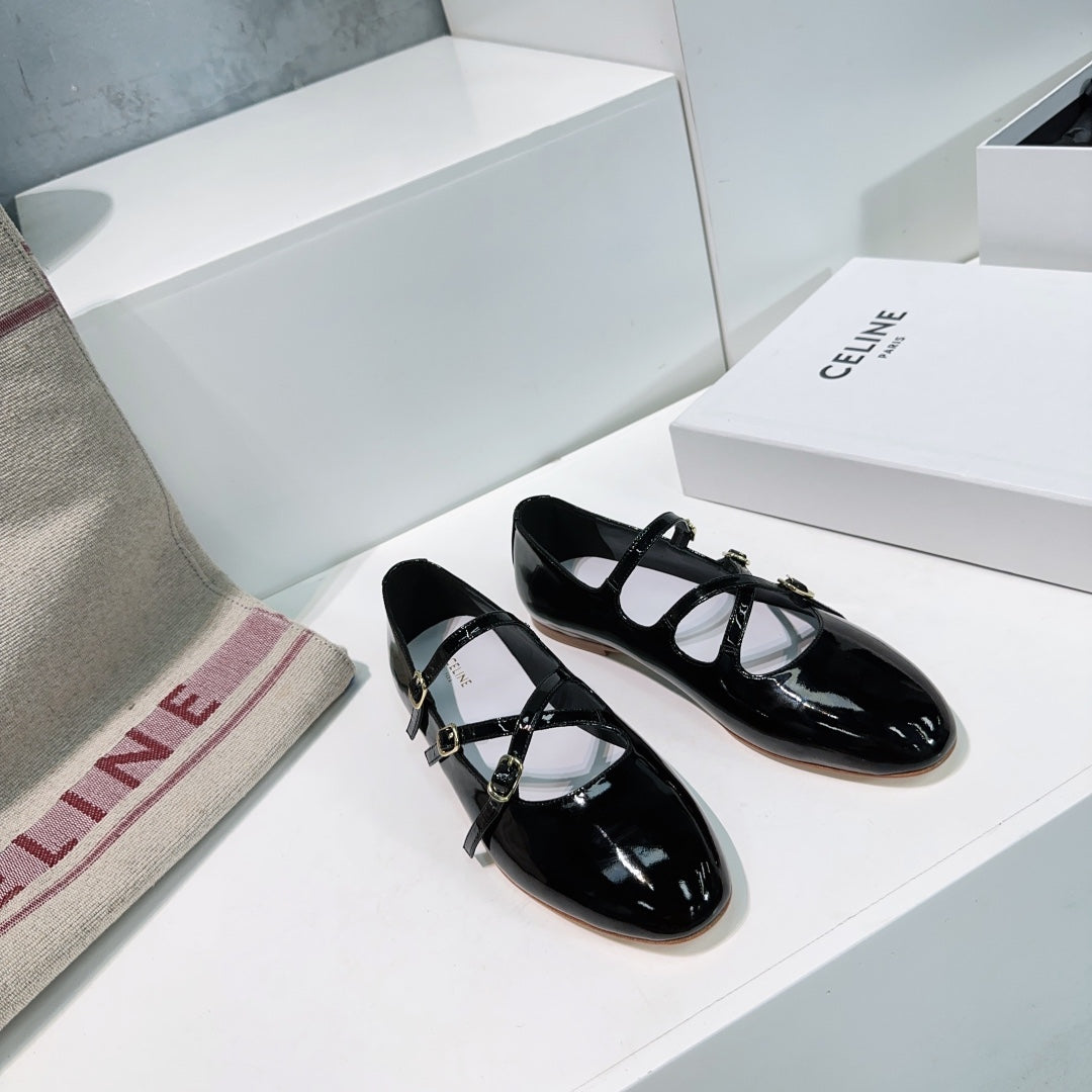 FLAT MARY JANE IN BLACK CALFSKIN