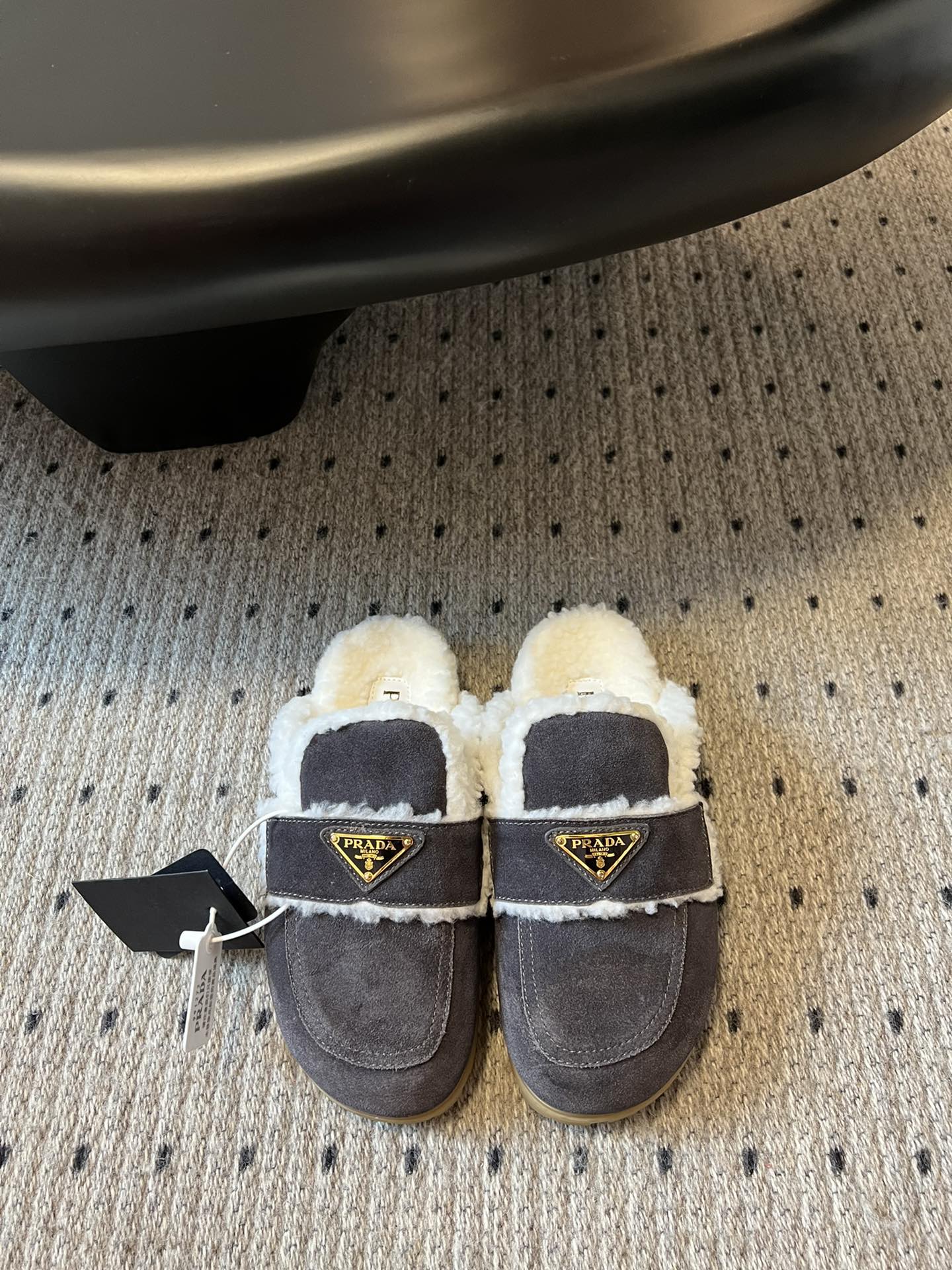 PRA Furry Half-Slipper Dark Gray Suede 478564