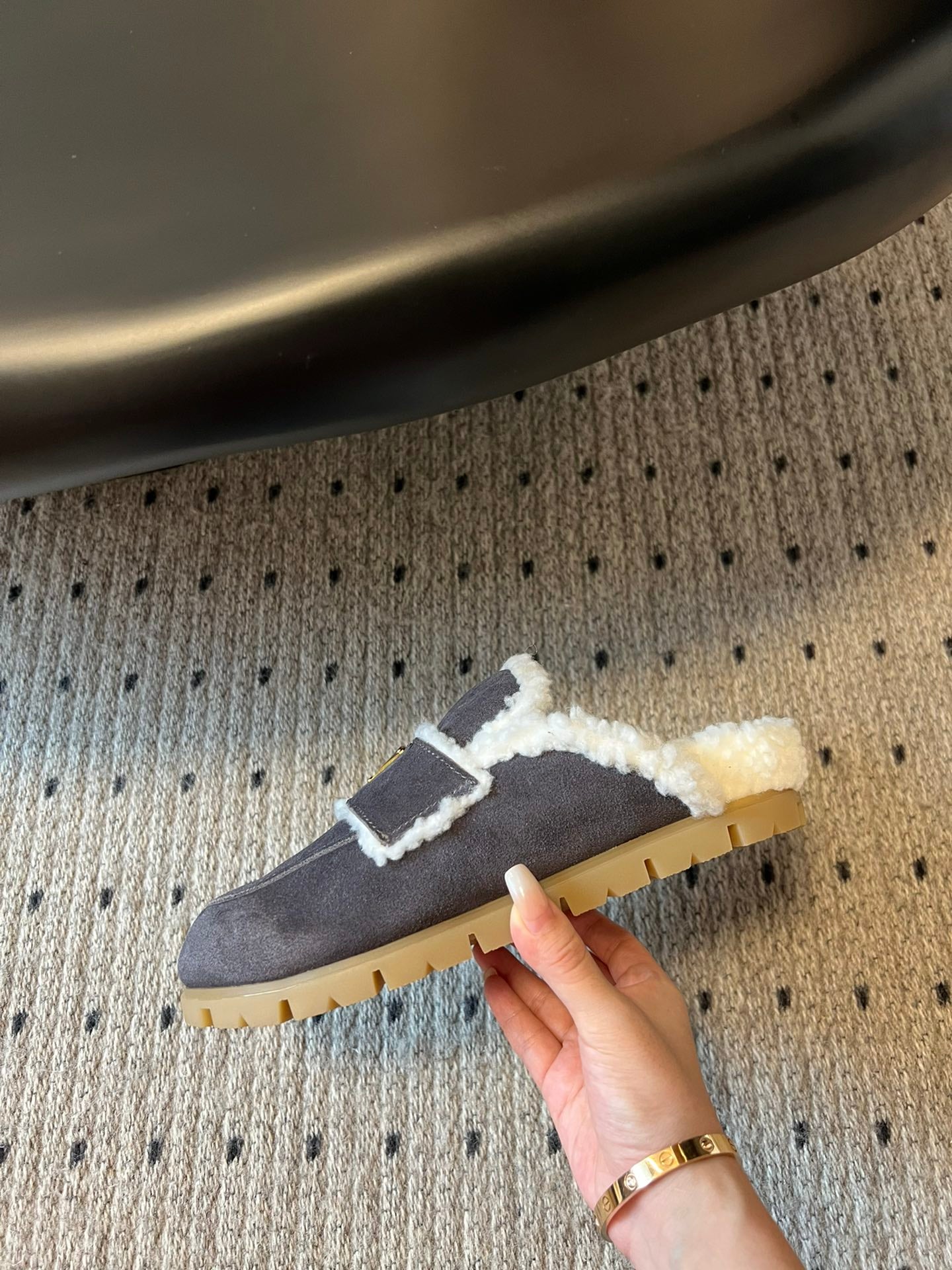 PRA Furry Half-Slipper Dark Gray Suede 478564