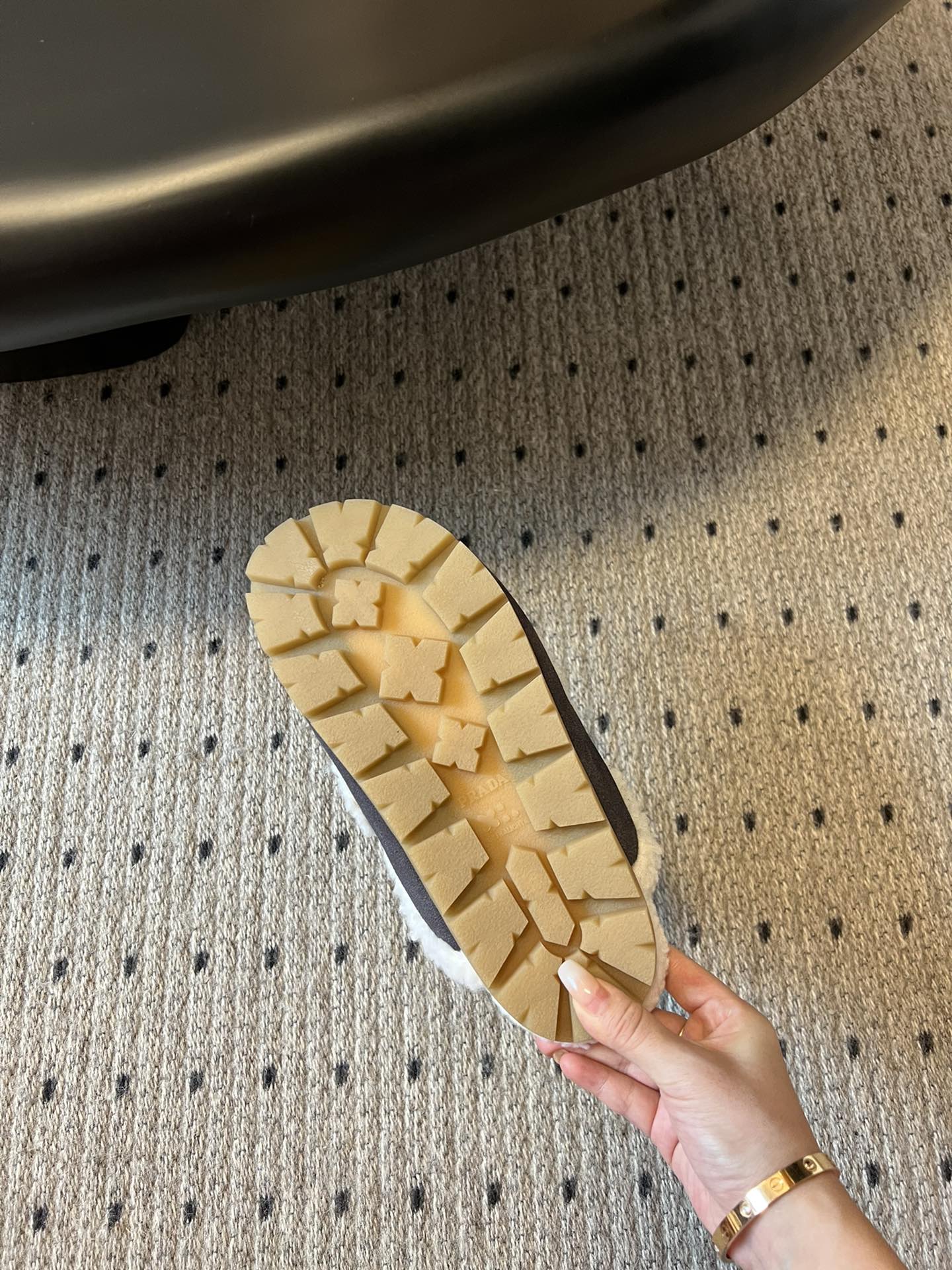 PRA Furry Half-Slipper Dark Gray Suede 478564