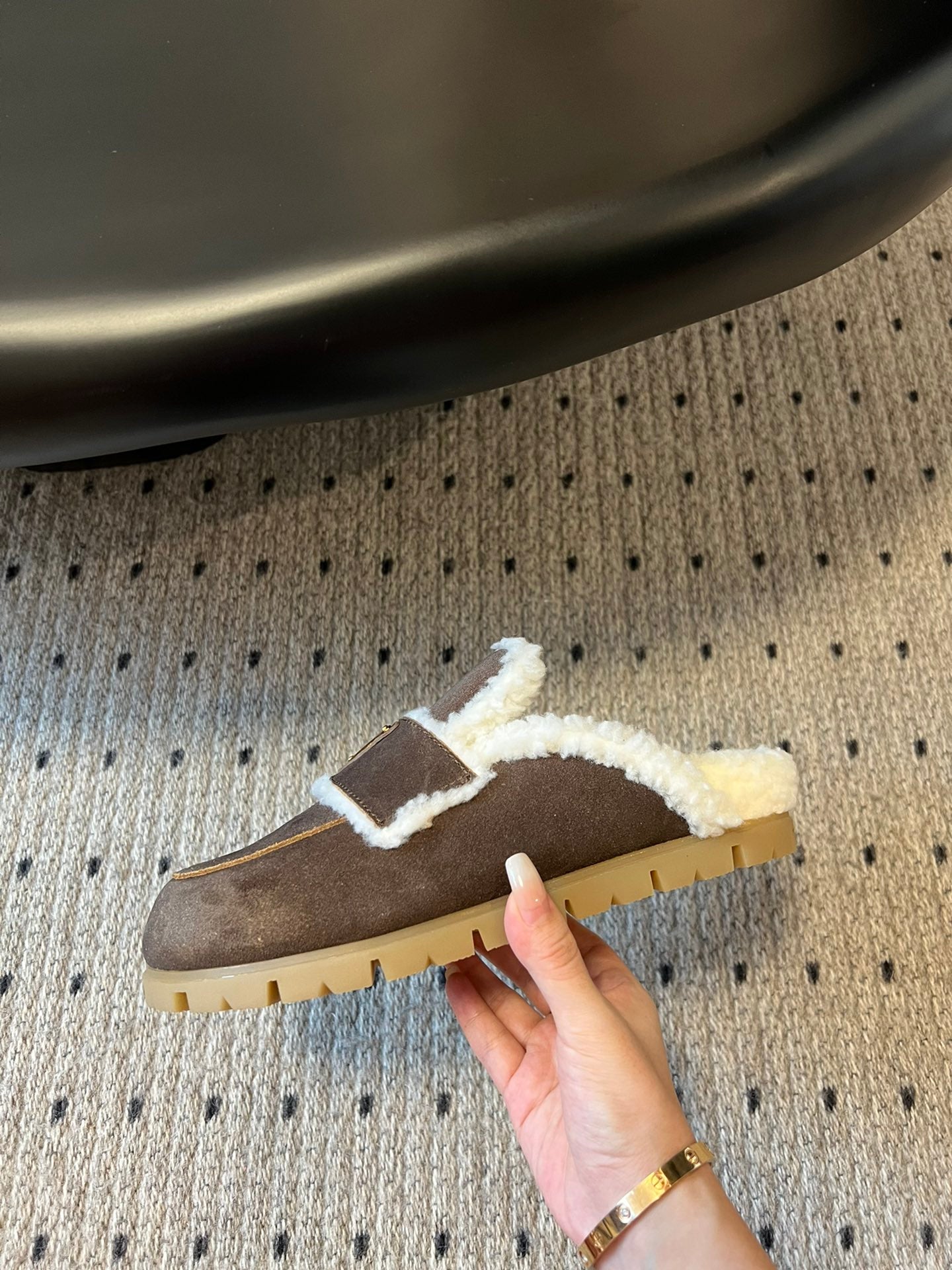 PRA Furry Half-Slipper Dark Brown Suede 478565