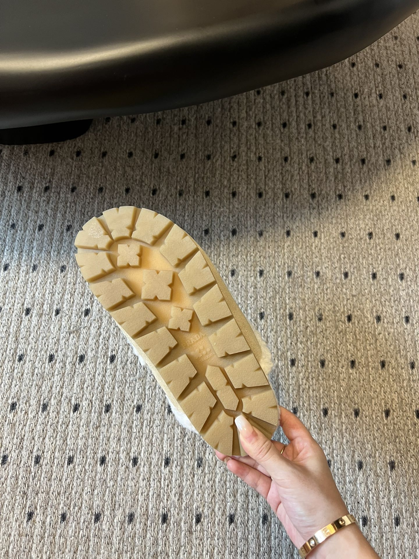 PRA Furry Half-Slipper Beige Suede 478566