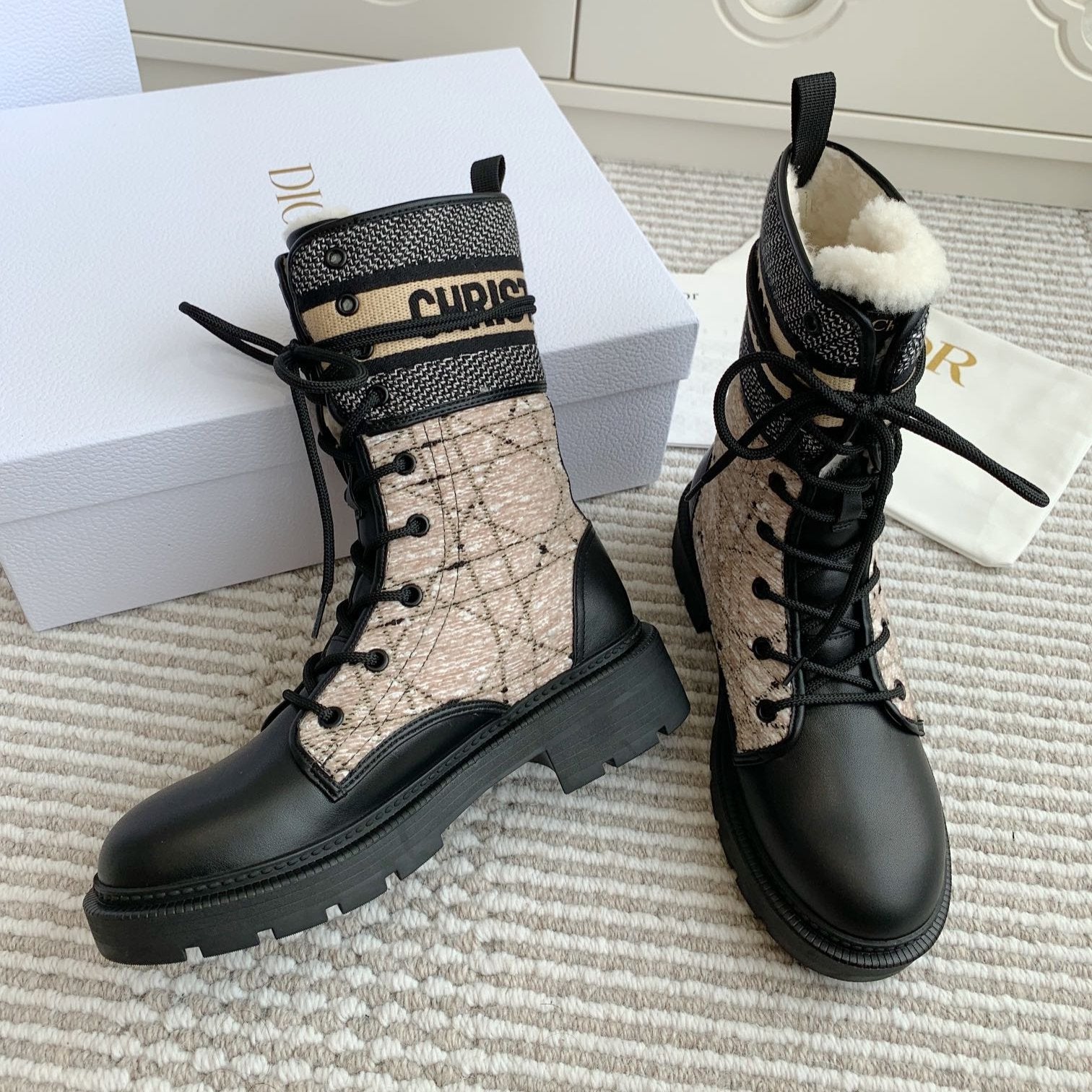 CD D-Major Ankle Boot In Dark Beige Mix Black Canvas With Fleece Lining 105072