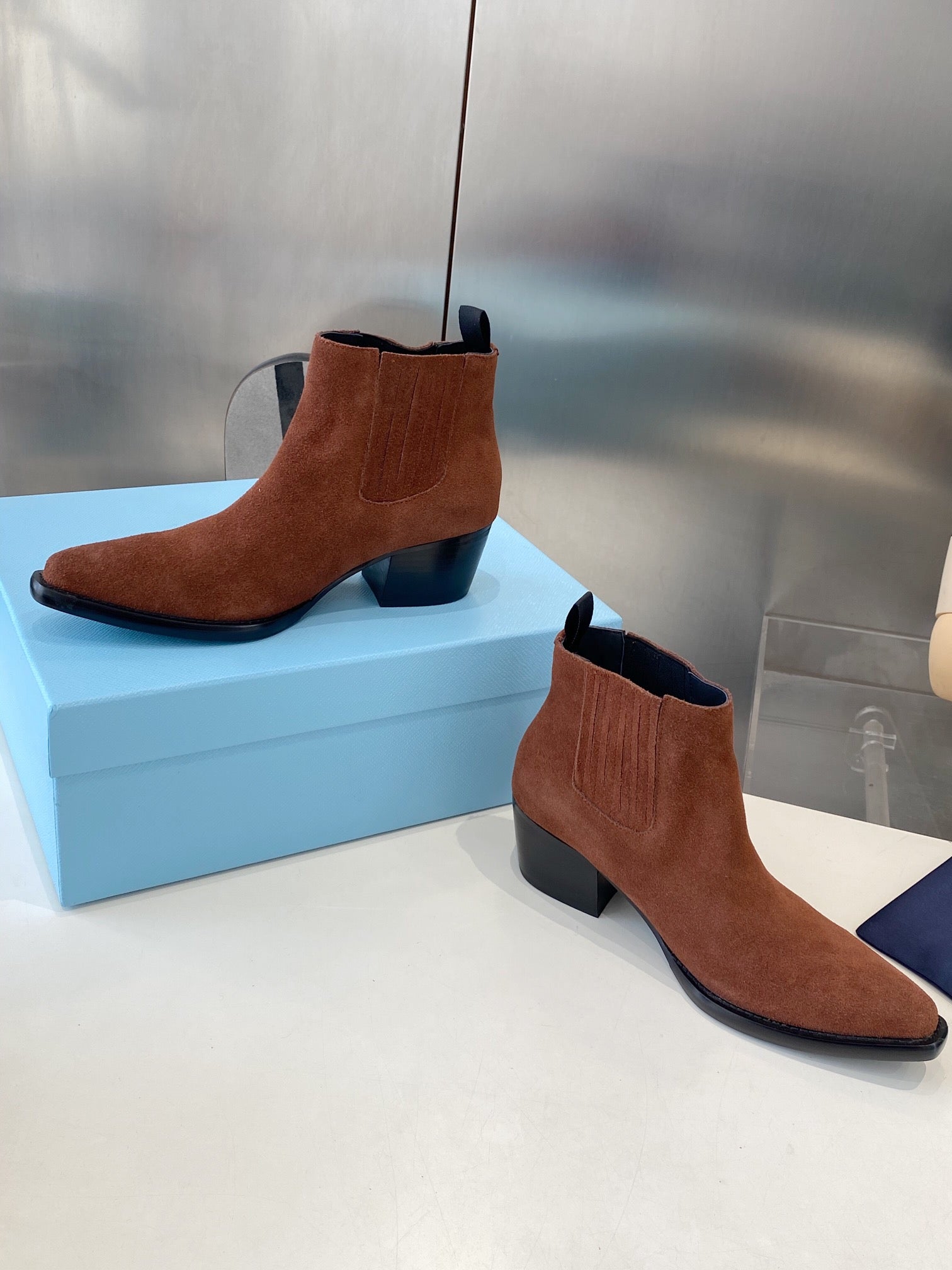 PRA classic pointed-toe boots reddish brown suede