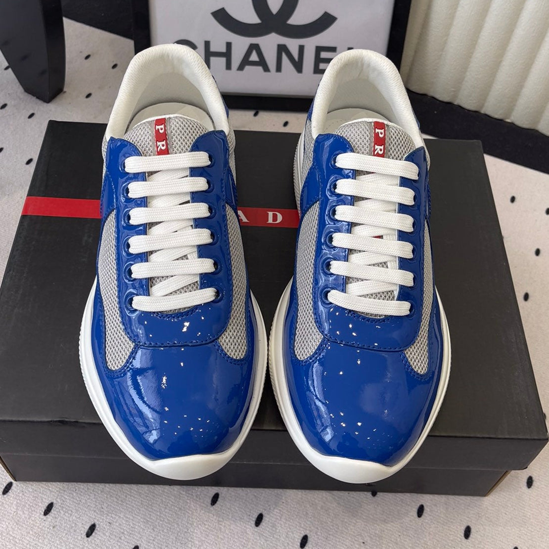 Pra 2025 Sneaker Blue mix Gray Patent Leather Mesh 554575