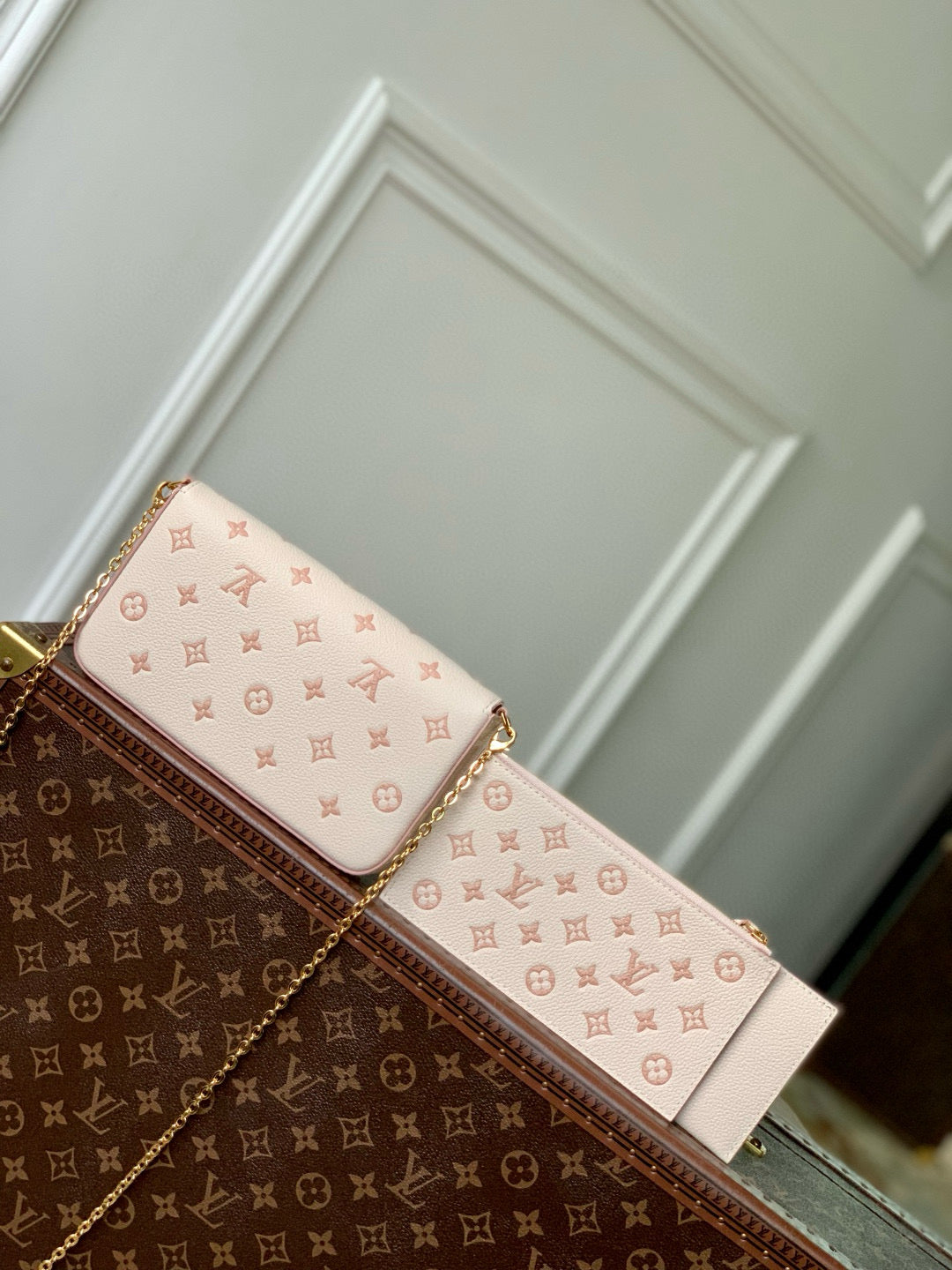 LV Felicie Pochette Pink Nude Cowhide