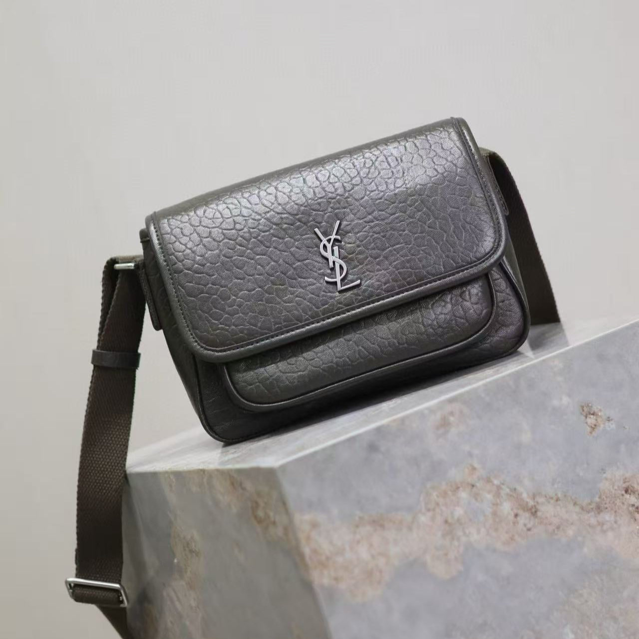 Saint Laurent Niki Logo Plaque Messenger Bag Dark Green Calfskin