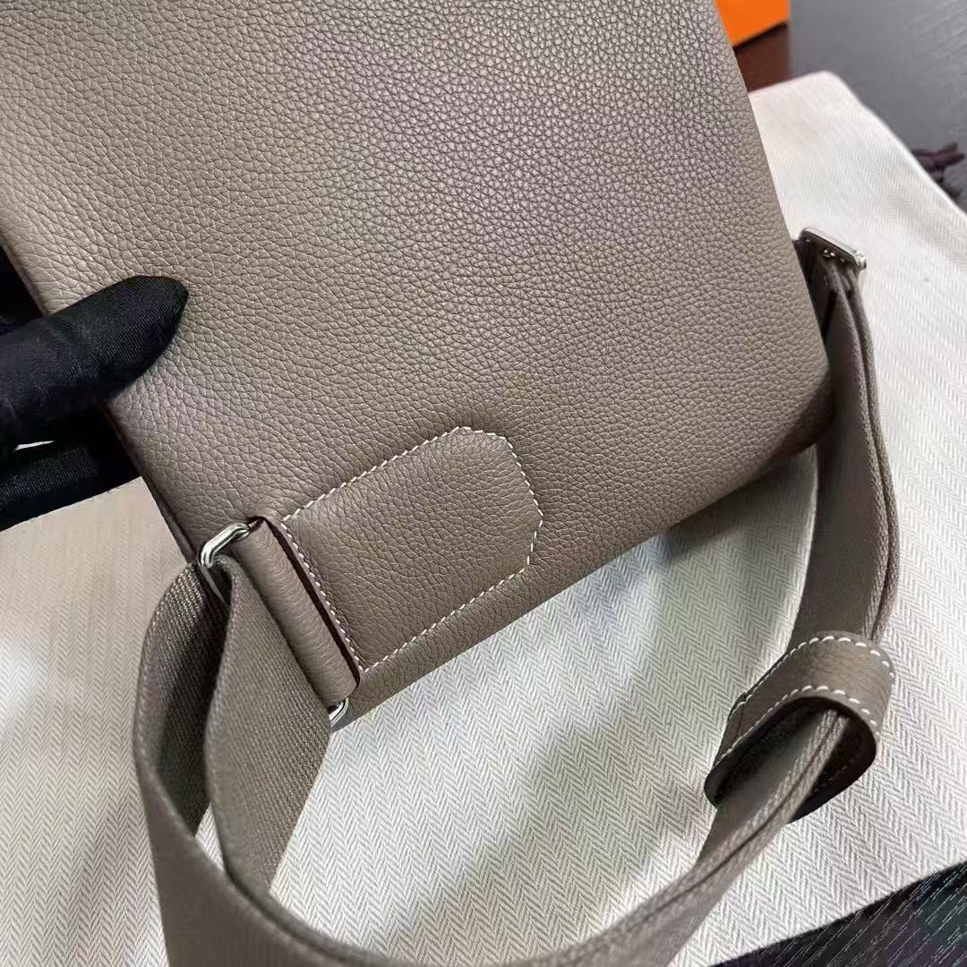 HM 25 Hac a Dos PM Bag Etoupe Silver Togo Leather