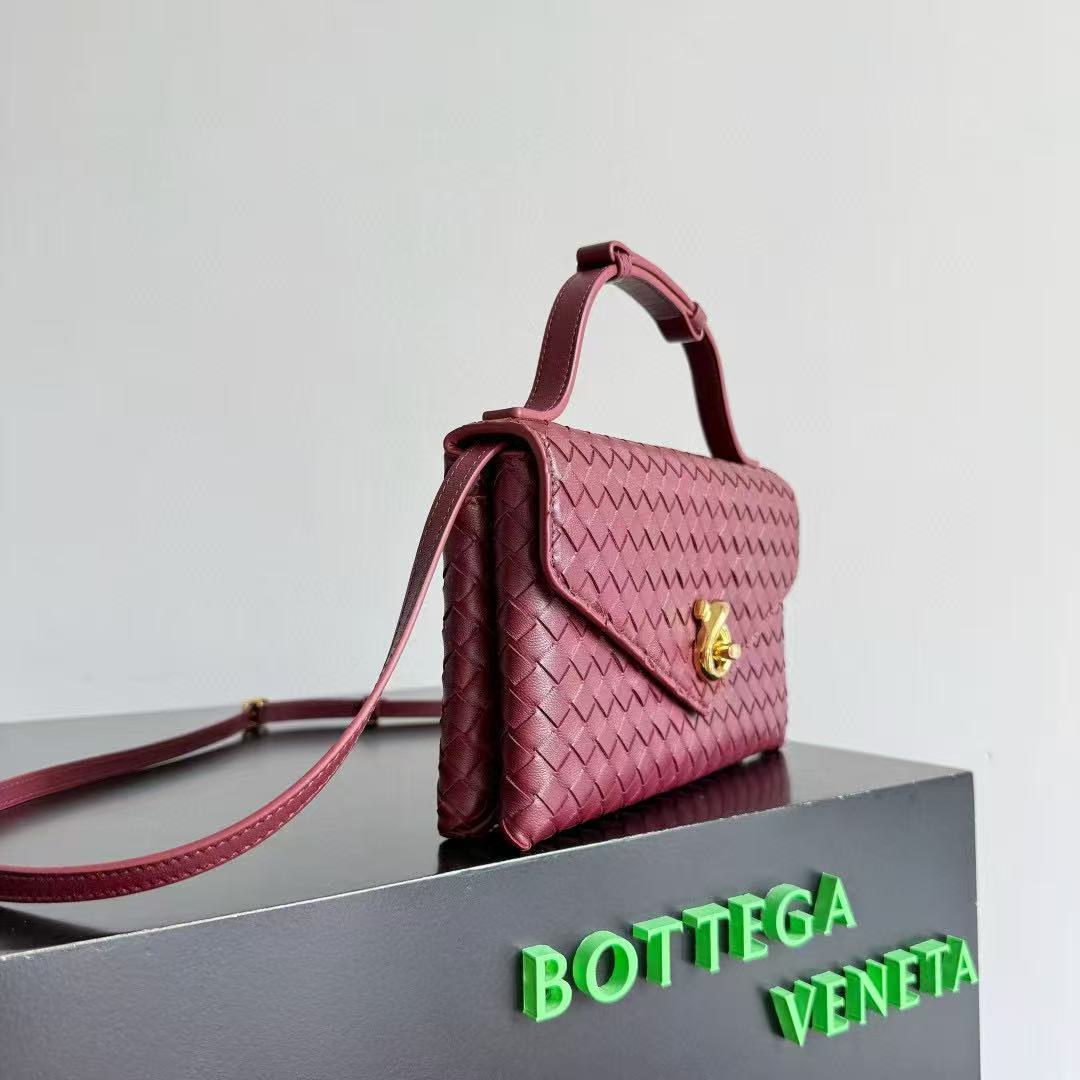 BV Knot Lock Bag 25cm Burgundy Gold Lambskin