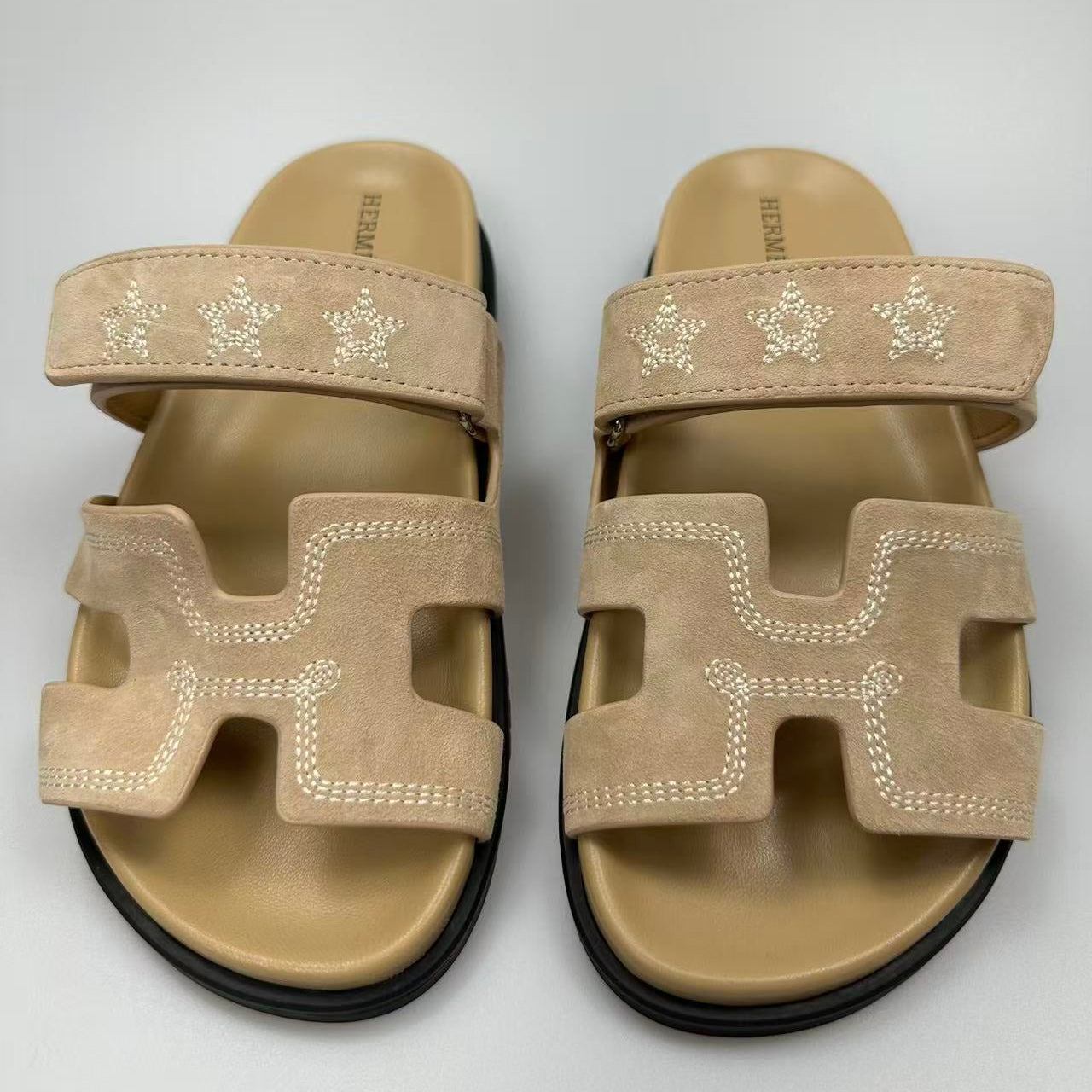 chypre sandal beige suede calfskin white thread embroidered