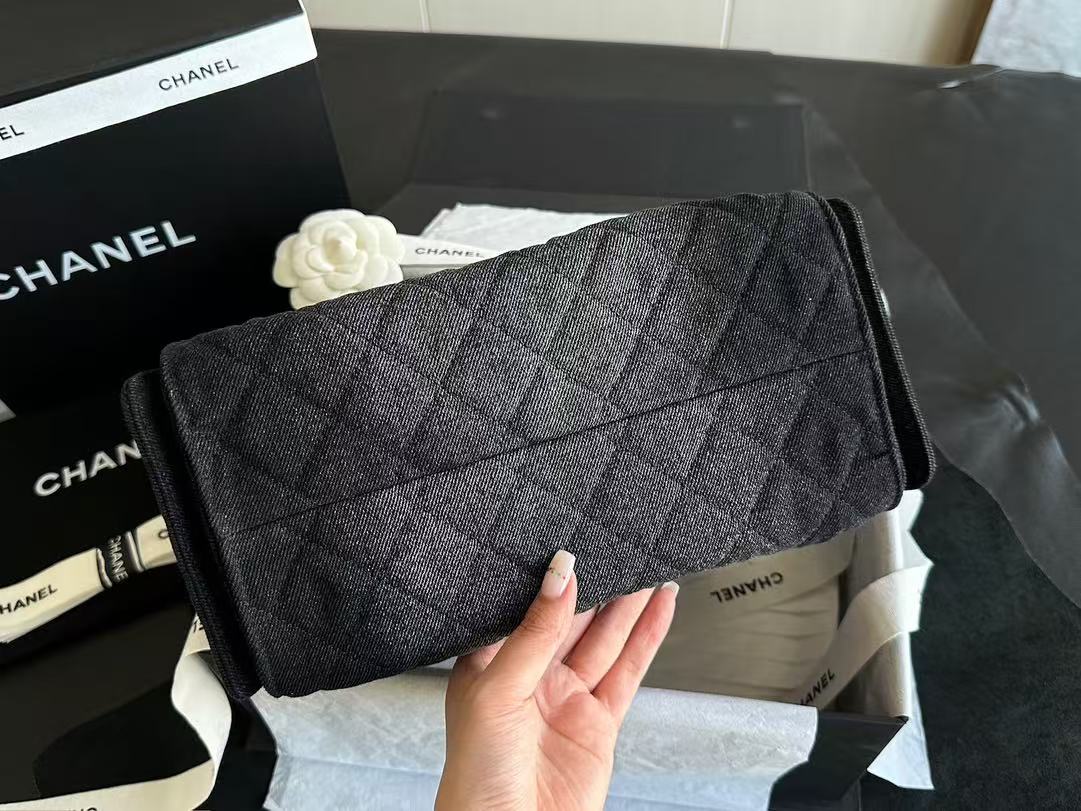 CC 25C Hobo Bag 30cm Black Denim