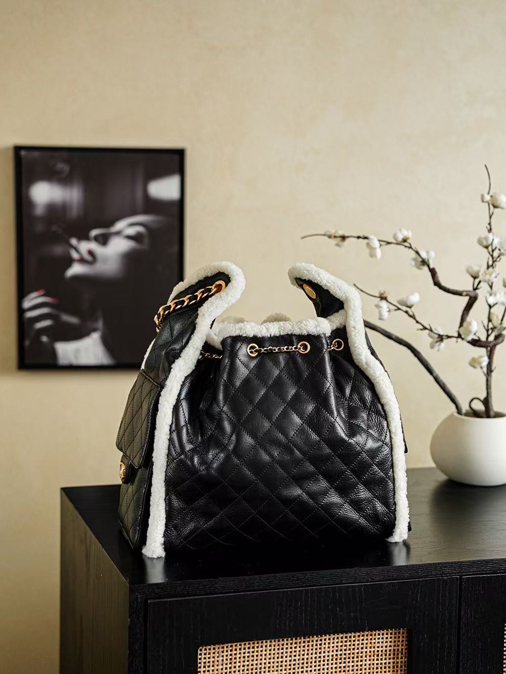 CC 25C Hobo Bag 40cm Black White Lambskin Gold Hardware
